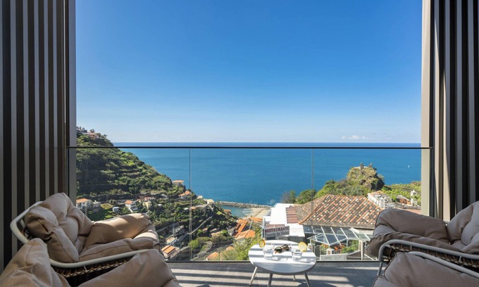 Estrela da Calheta Apartment | Calheta Hills II – Relax with Sea View and Pool