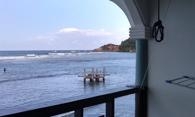 Calibishie House | Exceptional Stay at Calibishie Sandbar with Family Amenities