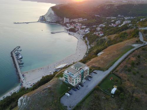 Kavarna Apartment | Pet-Friendly Calithea Complex: 4-Star Stay with Top Reviews