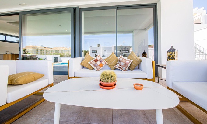 Castillo de Sabinillas Villa | Discover Calle del Rubi No 28: Top-Rated with Spa & Pool