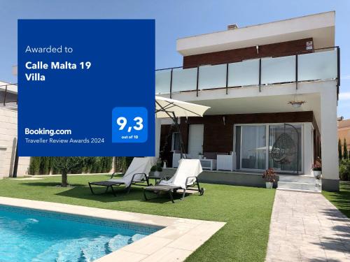 Puerto Marino Villa | Elegant Oceanfront Villa with Pool at Calle Malta 19