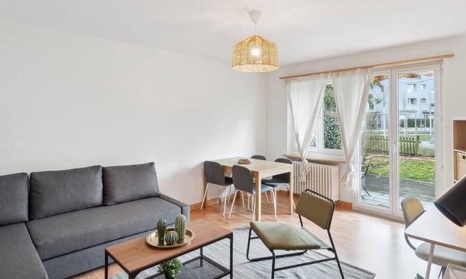 Center Apartment | Serene 1 Bedroom Apartment with Kitchen & Child Friendly