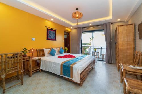Hoi An Hotel | Calm House 4 Hoi An