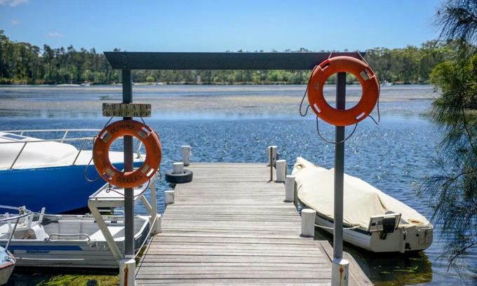 Sussex Inlet Resort | Relaxing Retreat at Calm Waters Waterfront Cottages