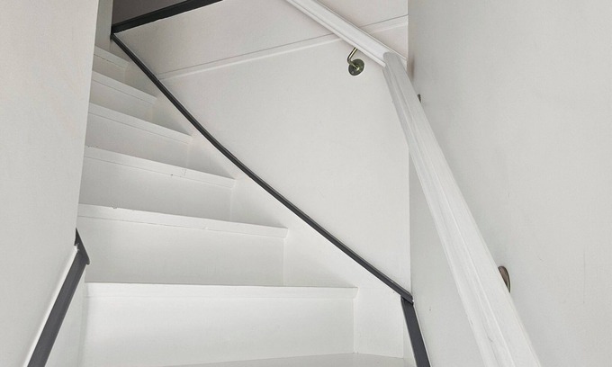 Bolleville House | Serene Retreat for Families: Calme et Discrétion Awaits