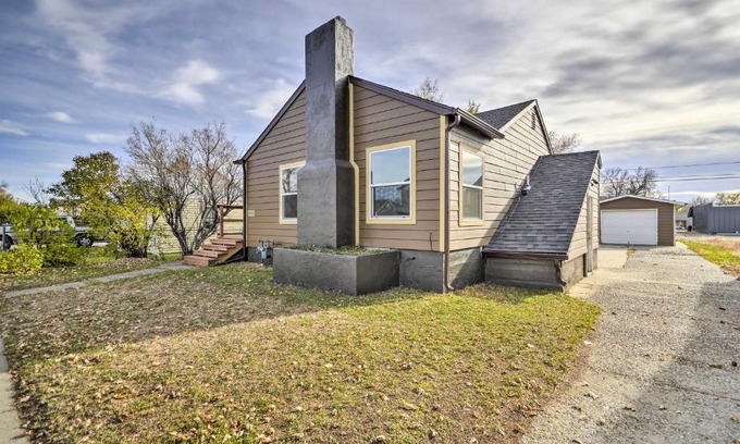Billings House | Serene Retreat Just Minutes from Downtown Billings