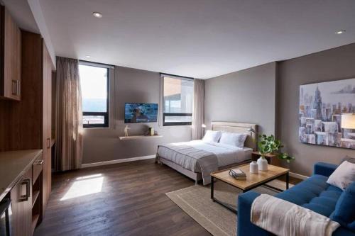 Chia Hotel | Pet-Friendly Haven: Caluce Hab 402 by Letoh with Top Ratings