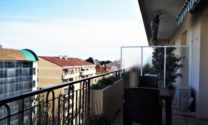 Carnot Apartment | Pet-Friendly Escape at Calypso by Welcome to Cannes