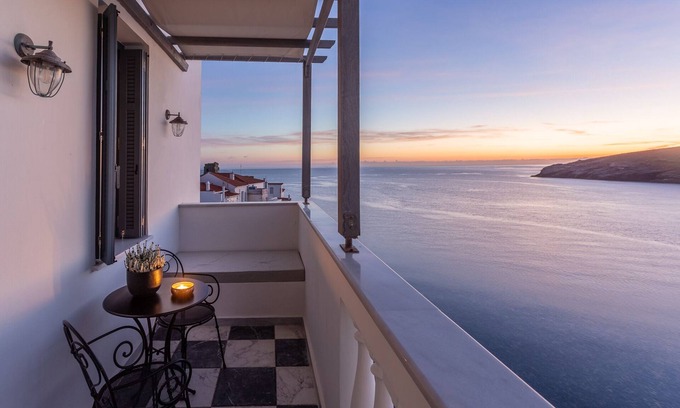 Paleopolis Hotel | Discover Camara Suites: Ocean View & Family-Friendly Stay