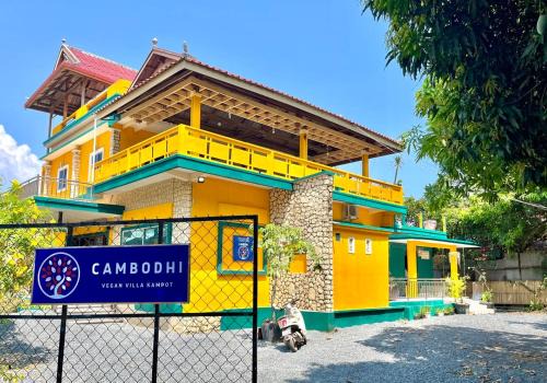 Kampot Bed & Breakfast | Eco-Friendly Cambodhi: Vegan Guesthouse with Great Amenities