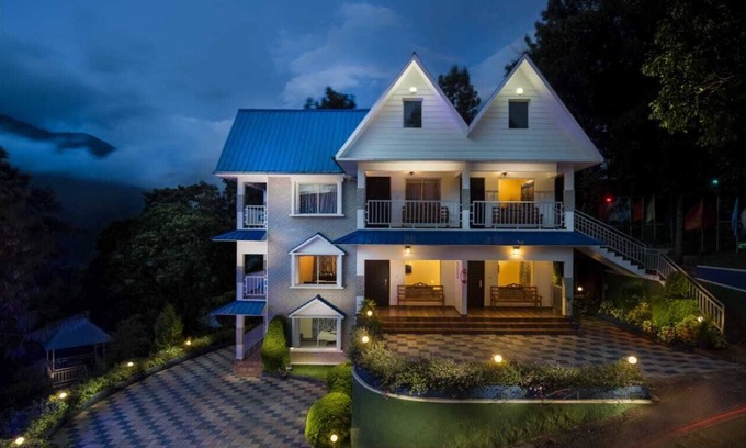 Udumbanchola Hotel | Explore Camellia and Elettaria: Family-Friendly Retreat