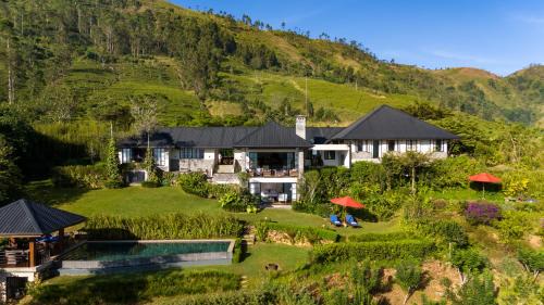 Hatton Hotel | Discover Camellia Hills: Oceanfront Bliss & Poolside Relaxation