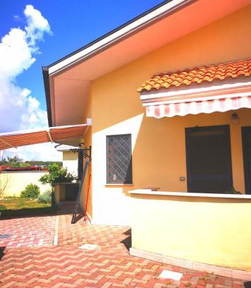 Zona XI San Vittorino Villa | Exquisite Villa Room with Private Bath - Perfect for Families