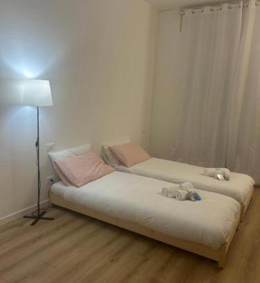 Legnano Apartment | Camera con bagno privato e angolo cottura, 15MIN MALPENSA E MILANO RHO FIERA