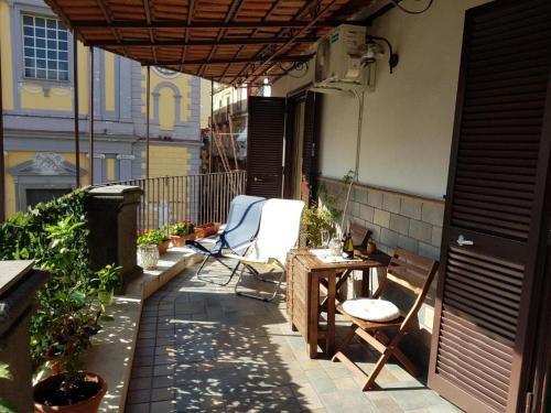 Montecalvario House | Elegant Terrace Room: 4-Star Stay with Perfect Reviews