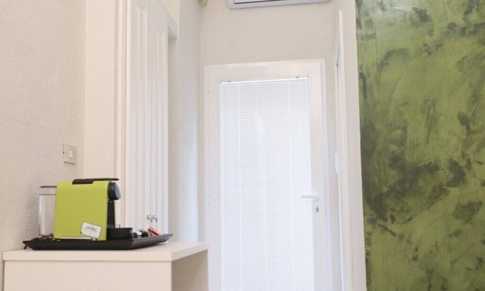 Tuglie Bed & Breakfast | Charming Room in Historic Residence with Breakfast Included
