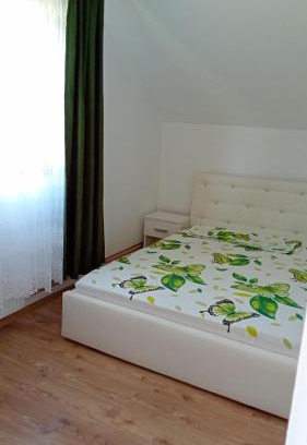 Copalnic-Manastur Cabin | Family-Friendly Escape at Camera Primăverii 1