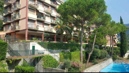 Rapallo House | Private Room with Pools in a Serene Residential Area