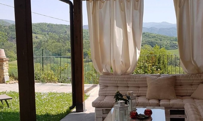 Vicchio House | Romantic Retreat Surrounded by Nature, Art & Good Food