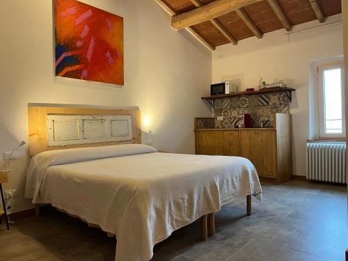 Altopascio House | Book Your Stay at Camera Tripla Il Picchio Verde - 9.5/10!