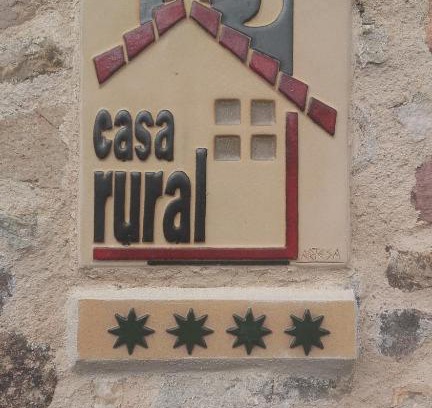 Tabladillo House | Pet-Friendly Retreat at Camino del Prado with Hot Tub