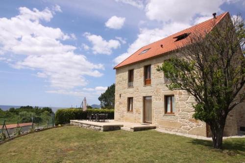Muros House | Oceanfront Escape at Camino de Rosa's - Rated 9.7/10
