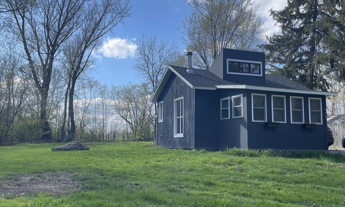 St. Albans Cabin | Guest Rated 10/10: Camp Hickory House with Ocean Views