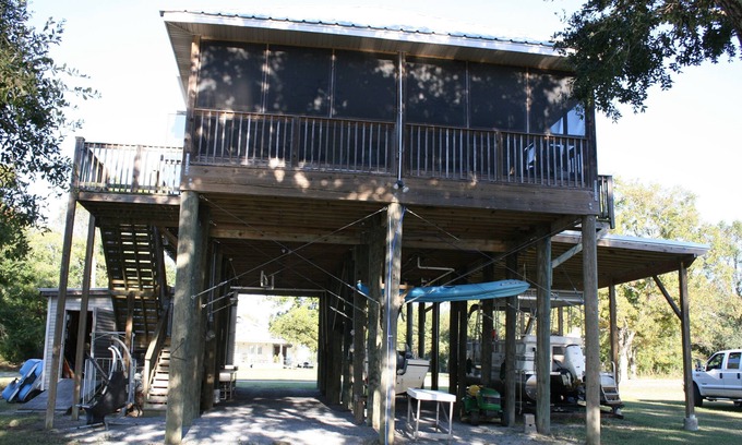Pearlington House | Experience Camp'Inn Waterfront Paradise – Rated 10/10!