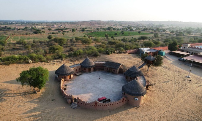Jodhpur Hotel | Budget-Friendly Stay at Camp Thar Osian with Pool & Breakfast