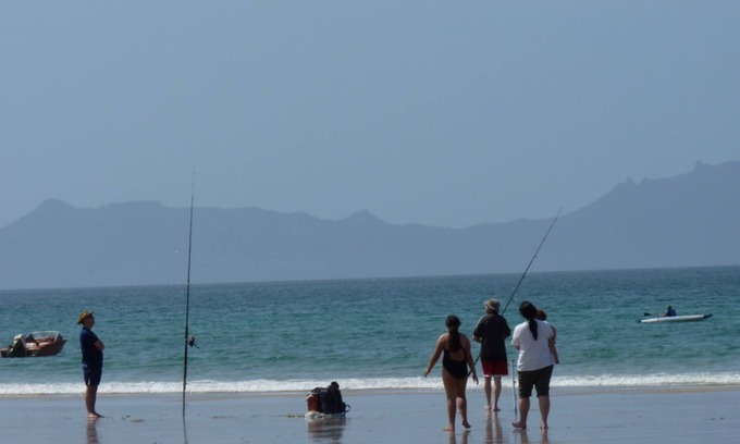 Waipu Cove Hotel | Discover Camp Waipu Cove: Family-Friendly Retreat with Breakfast