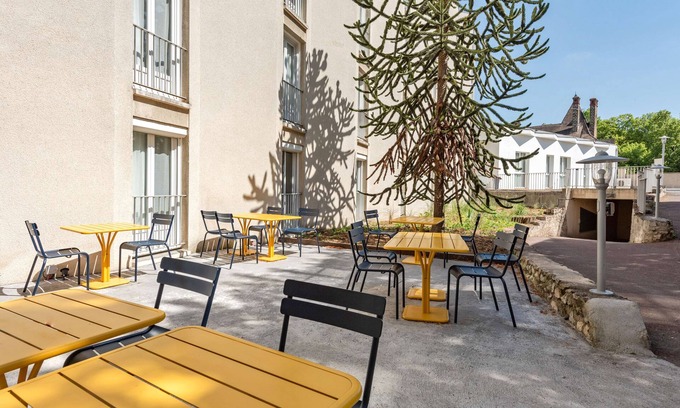 Chartres Hotel | Discover Campanile Chartres Centre Near Gare and Cathedral