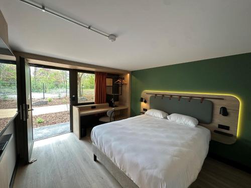 Riom Hotel | Comfortable Stay at Campanile Clermont-Ferrand ~ Riom