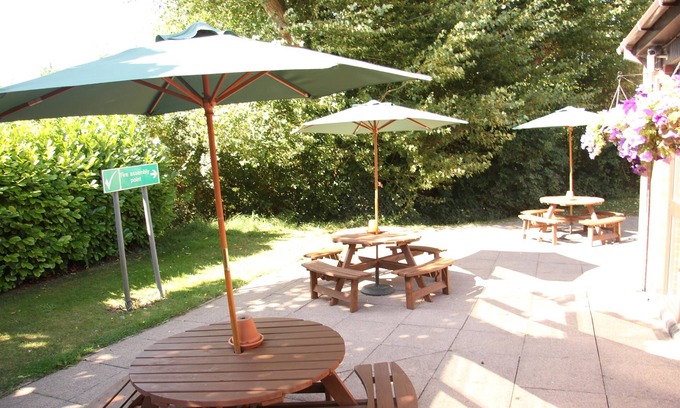 Fenny Stratford Hotel | Discover Comfort at Campanile Hotel - Milton Keynes