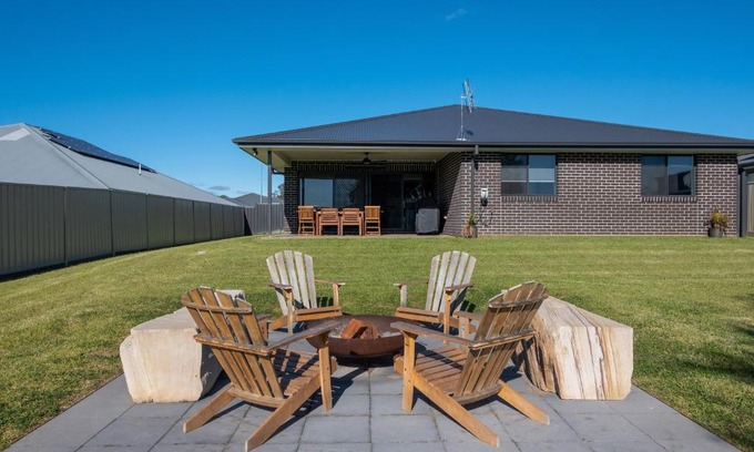 Central Mudgee House | Experience Adventure at Campanile House in Mudgee