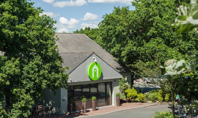 Basildon Hotel | Discover Campanile Restaurant in Basildon - Family Friendly