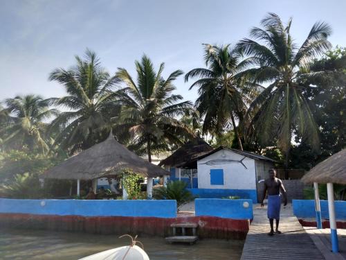 Ziguinchor Apartment | Budget-Friendly Stay at Campement Flamboyant with Breakfast