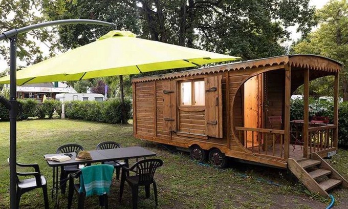 Bagneaux-sur-Loing House | Cozy 3-Star Camping Retreat with Spa & Family-Friendly Amenities