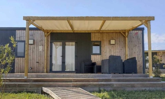 Mont-pres-Chambord House | Camping 3 étoiles - Piscine - ccbadca