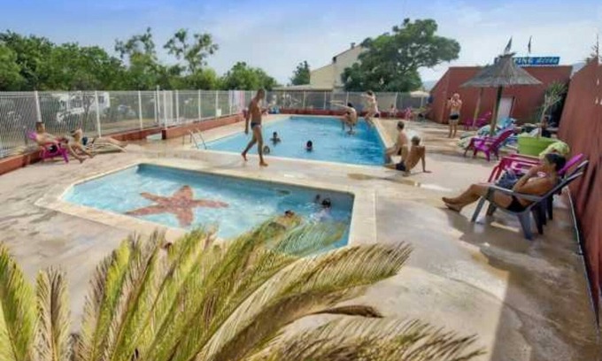 Vic-la-Gardiole House | Family-Friendly Camping with Pool and Spa Amenities