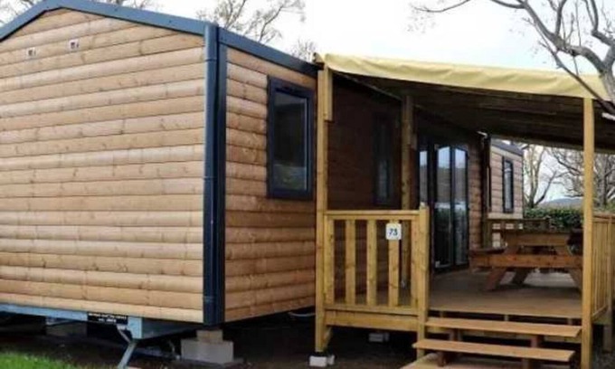 Vic-la-Gardiole House | Comfortable Camping with Pool and Family-Friendly Amenities