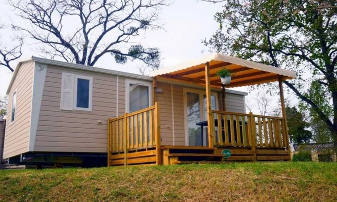 Bannay House | Charming 3-Star Camping Retreat with Spa & Breakfast