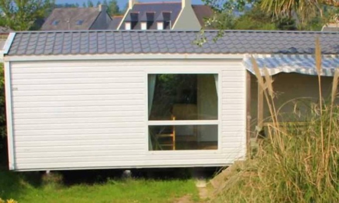 Locmaria-Berrien House | Camping 3 étoiles - Piscine - ccafbbf