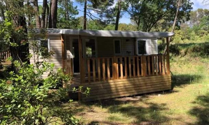 Bollene House | Camping 3 étoiles - Piscine - eehcib