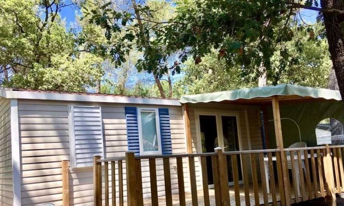 Peynier House | Camping 3 étoiles - Piscine - ccbbhha