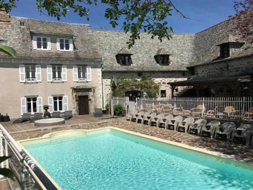 Banes Other | Family-Friendly Mobilhome with Pool and Pet Access