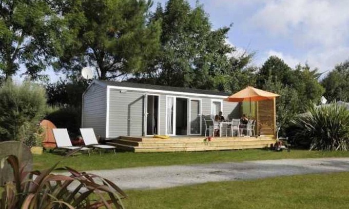 Plobannalec-Lesconil House | Camping 3 étoiles - Parc aquatique - eeeed0