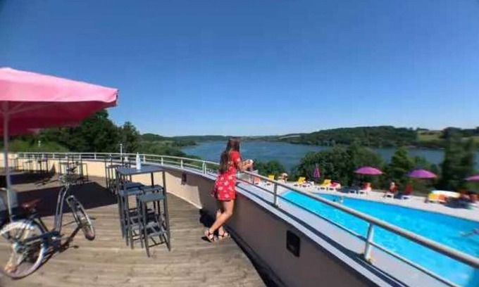 Peigney House | Relaxing 5-Star Camping with Pool and Family-Friendly Amenities