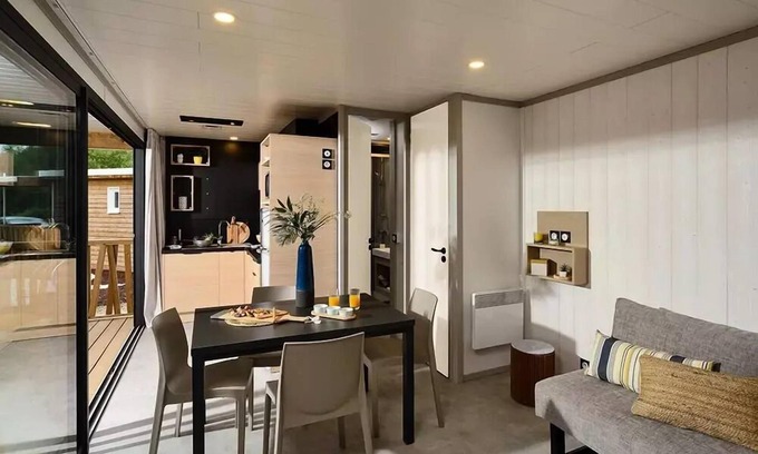 Navarrenx Ski Chalet | Relaxing Retreat at Camping Beau Rivage - Ideal for Families