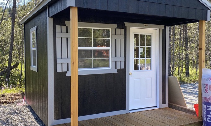 Priest River Apartment | Family-Friendly Camping Cabin at The River Pig - Pet Friendly
