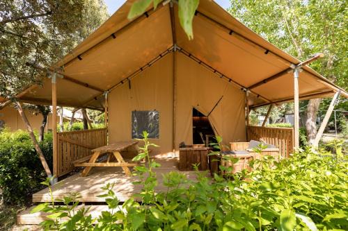 Vada Other | Pet-Friendly Camping Campo dei Fiori with Ocean View Pool